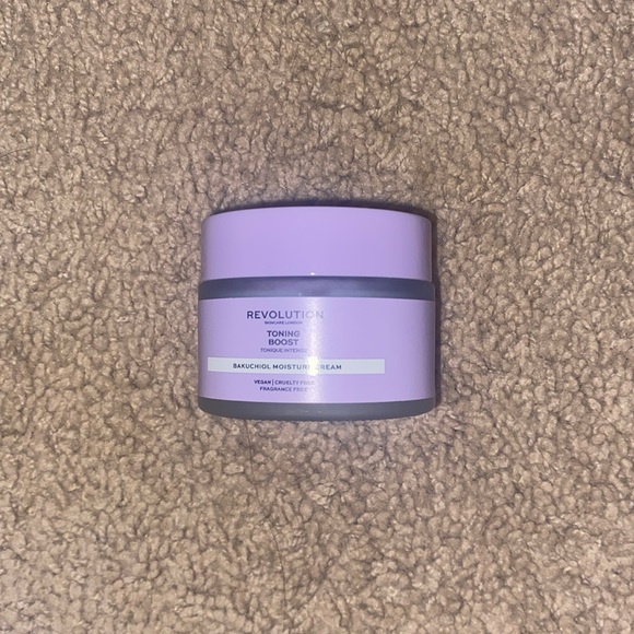 Revolution Skincare Toning Boost Moisture Cream with Bakuchiol - Picture 3 of 6